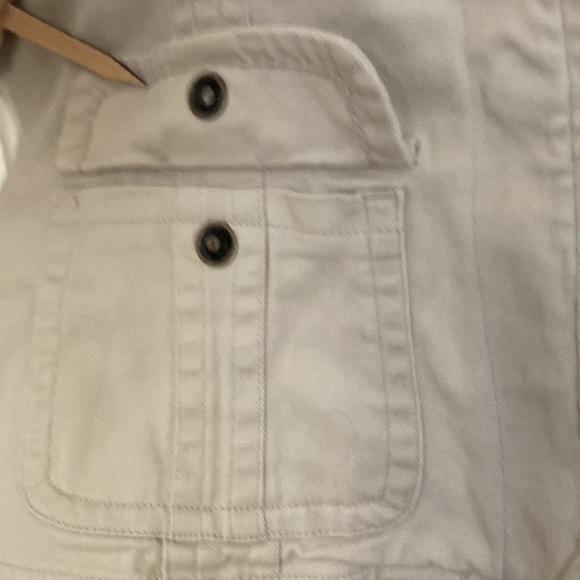 Live a Little Size small tan raw edging jacket 4 pockets 2 buttoned down front. - Picture 7 of 12